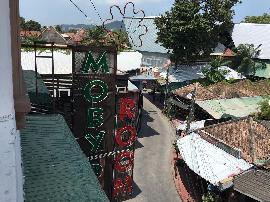 Moby Dick Guesthouse Самуй Екстер'єр фото