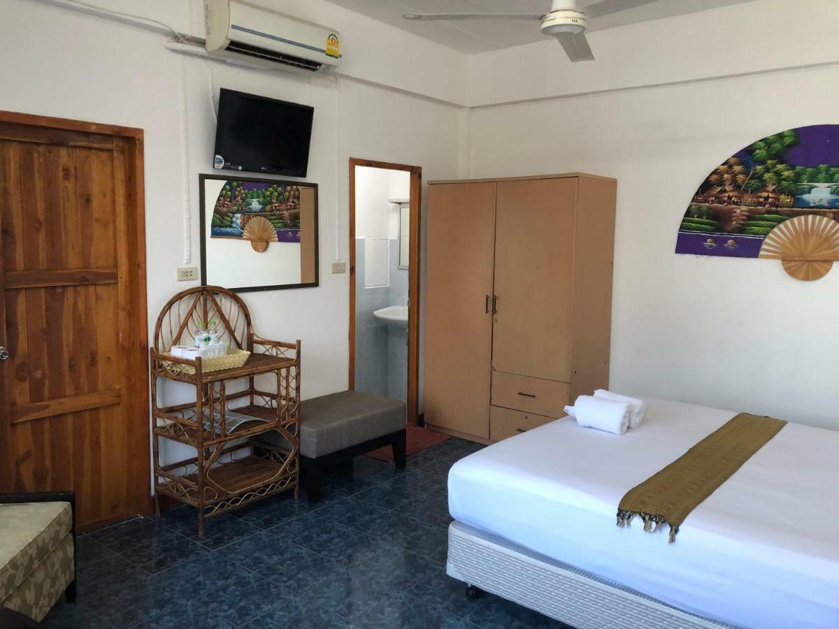 Moby Dick Guesthouse Самуй Екстер'єр фото